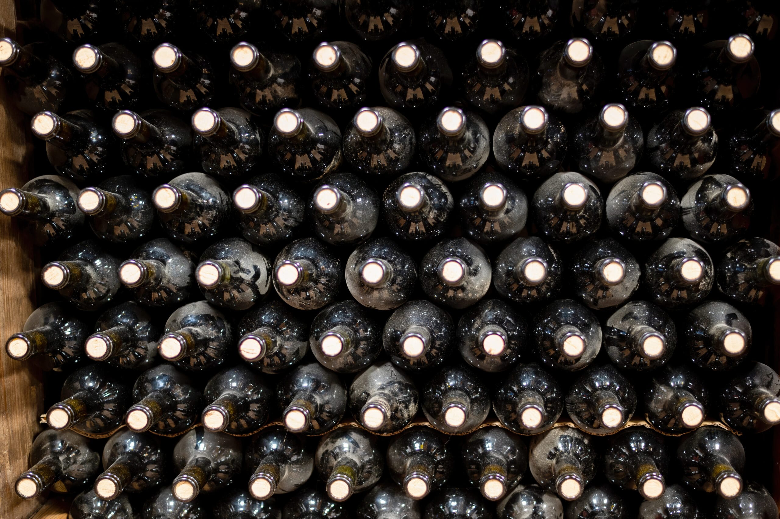 Vinos al mayoreo y botellas en bodega